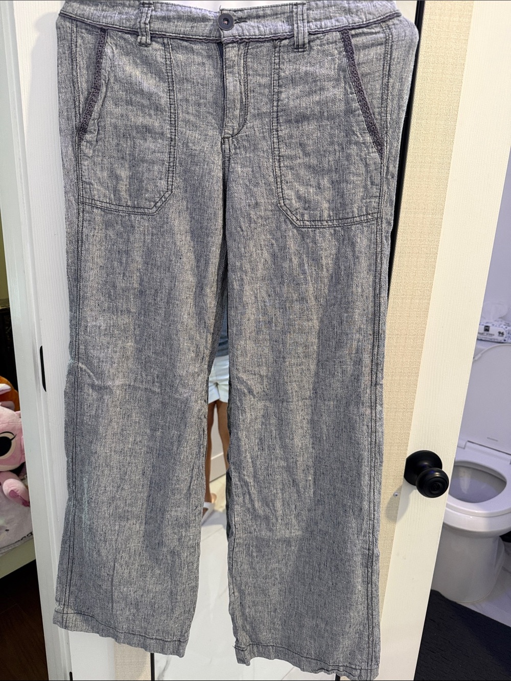 Pilcro Heathered Gray Wide-Leg Chinos